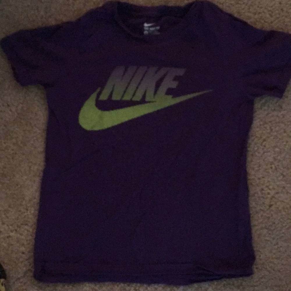 Nike Tee